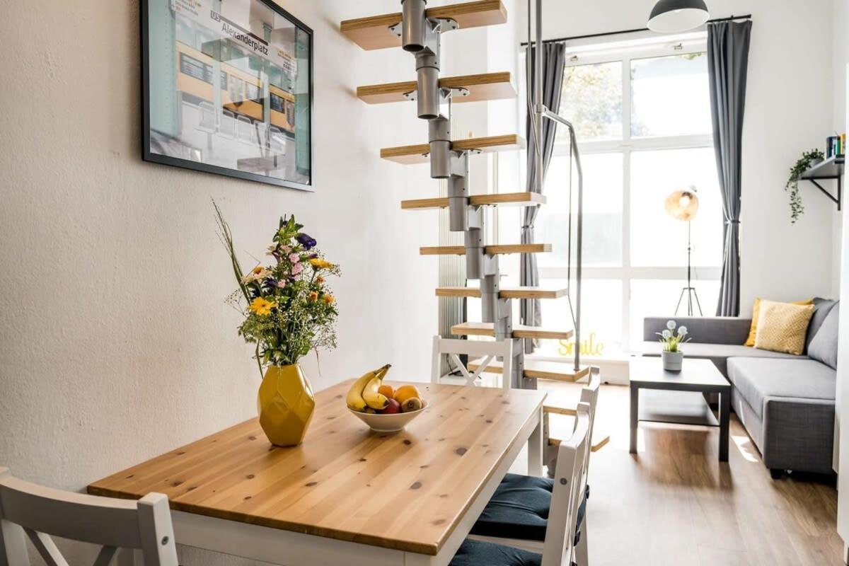 Industrial Loft In Berlin Mitte Berlim Exterior foto
